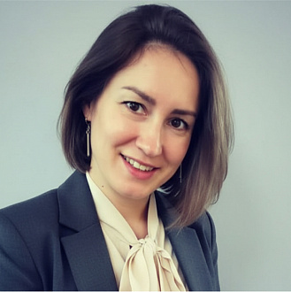 Менеджер Лиля