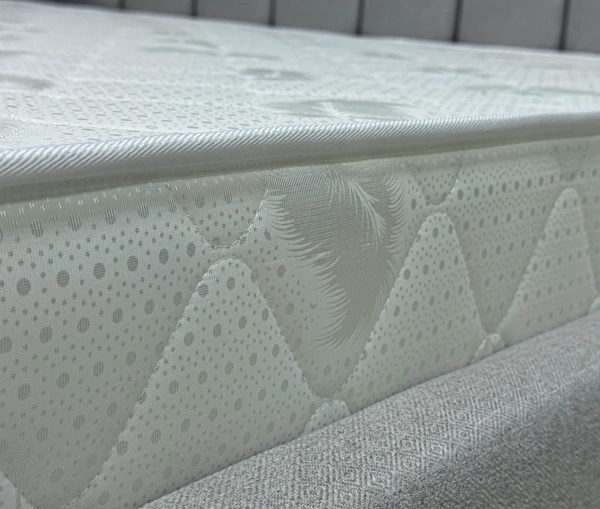 Фото Матрас Ultra «Lite Ten»